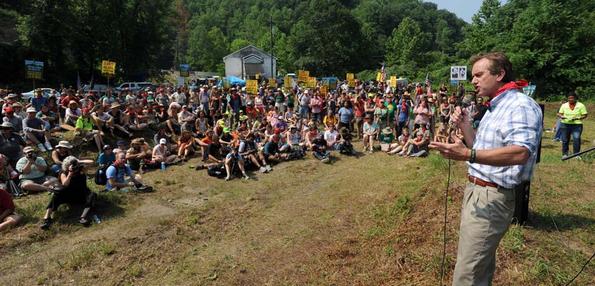 Weeklong Demonstration Against Mountaintop Removal Mining Ends at Summit of Blair Mountain